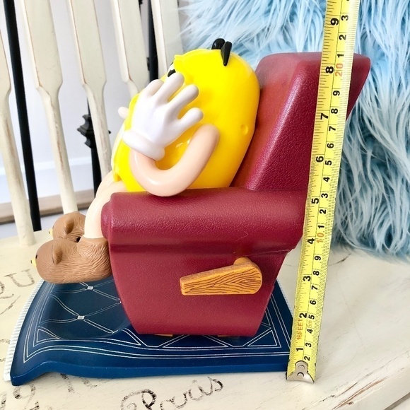 M&M, Lazy Boy, Recliner, Candy Dispenser,‎ Vintage, 1999, Limited Edition - Picture 10 of 11